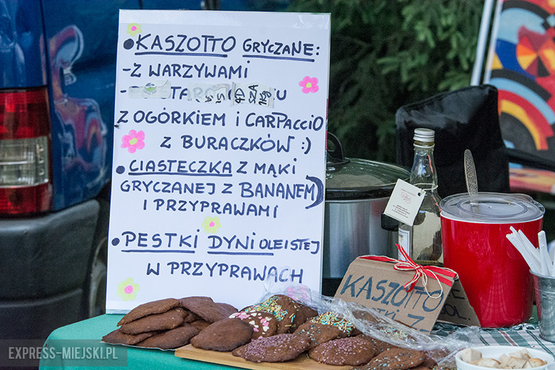 Piąte Święto Sadu w Lutyni wśród owocujących drzew