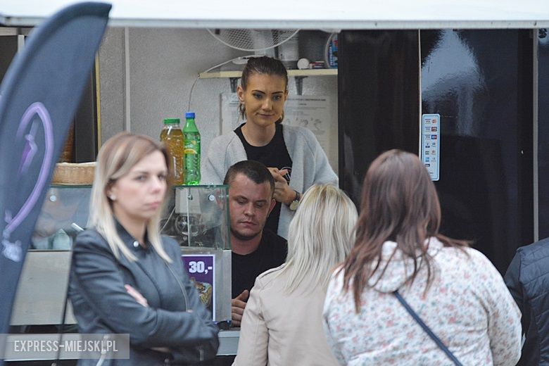 Strefa kibica w Środzie Śląskiej. Mecz Polska-Kolumbia