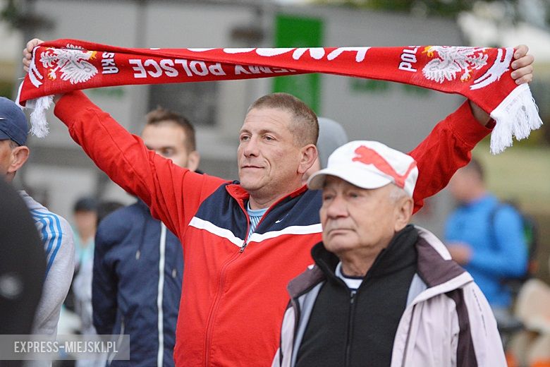 Strefa kibica w Środzie Śląskiej. Mecz Polska-Kolumbia