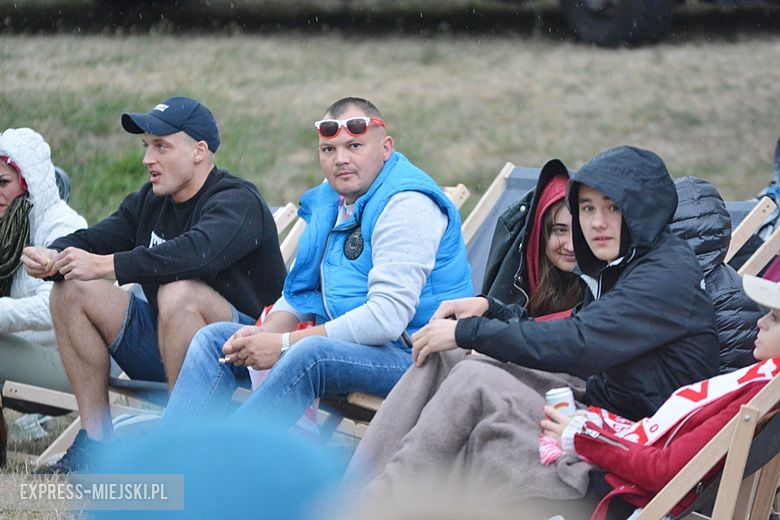 Strefa kibica w Środzie Śląskiej. Mecz Polska-Kolumbia