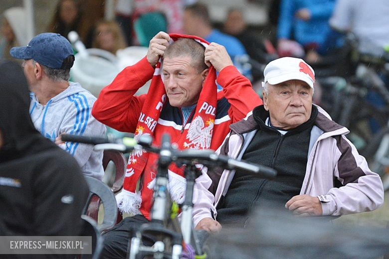 Strefa kibica w Środzie Śląskiej. Mecz Polska-Kolumbia