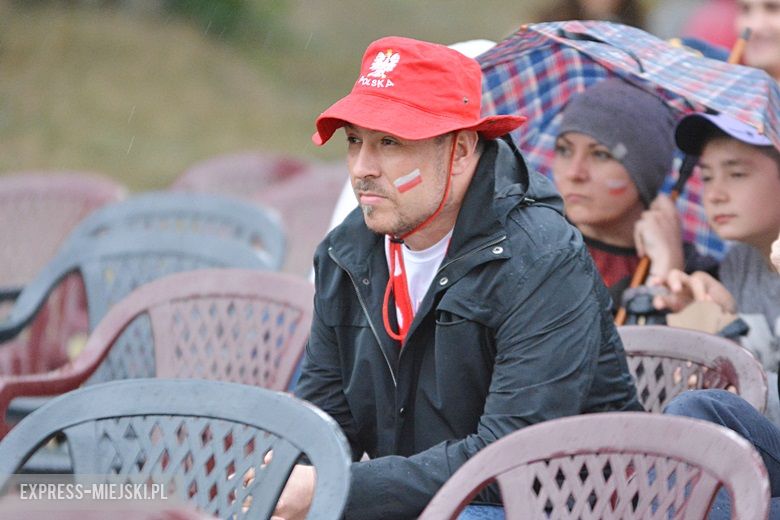 Strefa kibica w Środzie Śląskiej. Mecz Polska-Kolumbia