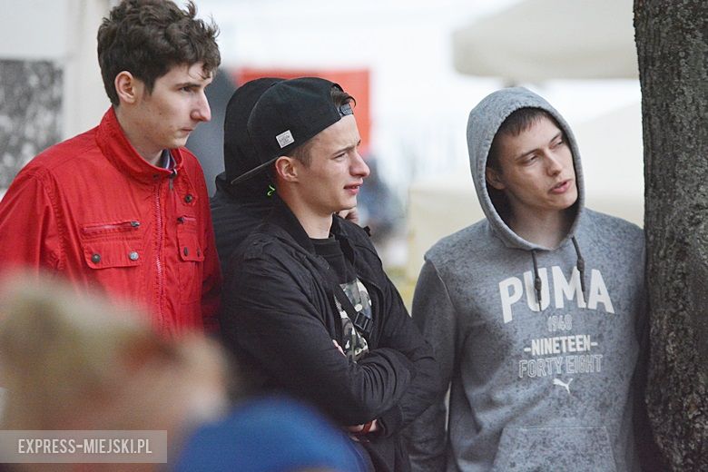 Strefa kibica w Środzie Śląskiej. Mecz Polska-Kolumbia