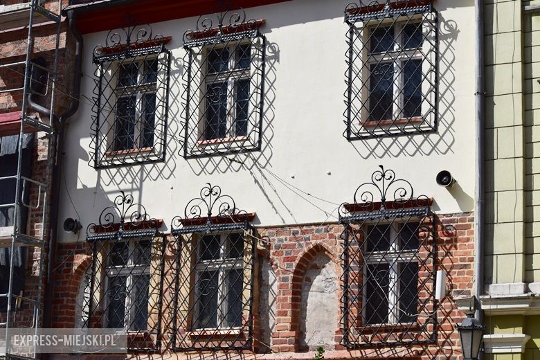 Rewitalizacja południowej fasady ratusza w Środzie Śląskiej