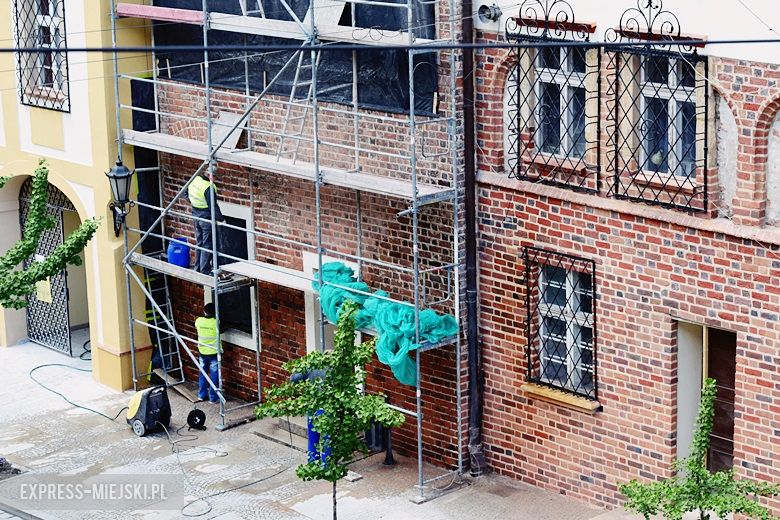 Rewitalizacja południowej fasady ratusza w Środzie Śląskiej