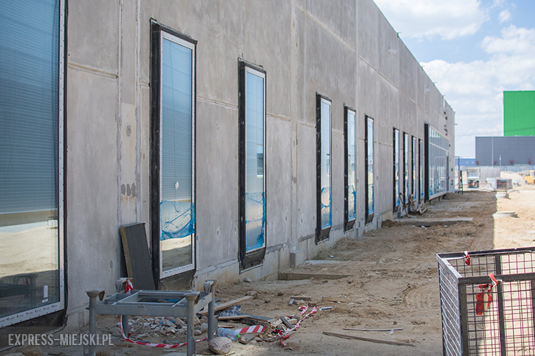 Trwa budowa zakładu Xeos