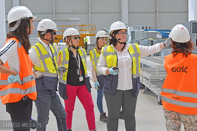 Trwa budowa zakładu Xeos