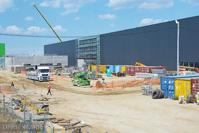 Trwa budowa zakładu Xeos