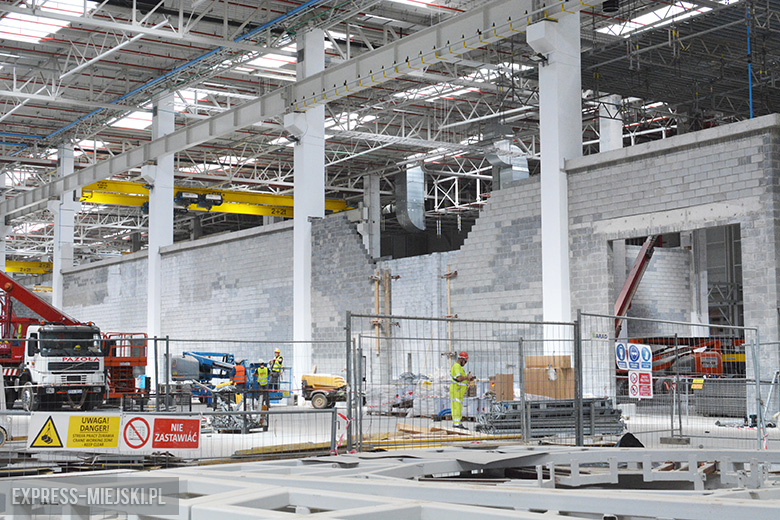 Trwa budowa zakładu Xeos