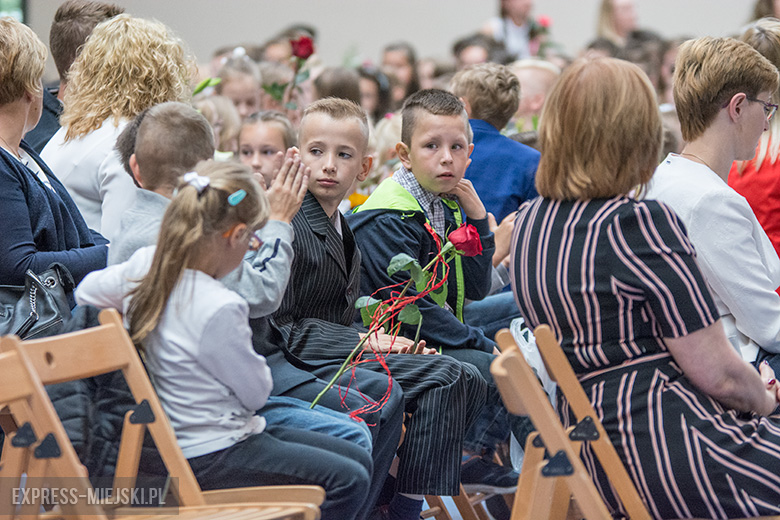 Zakończenie roku szkolnego przez klasy I-III w Malczycach
