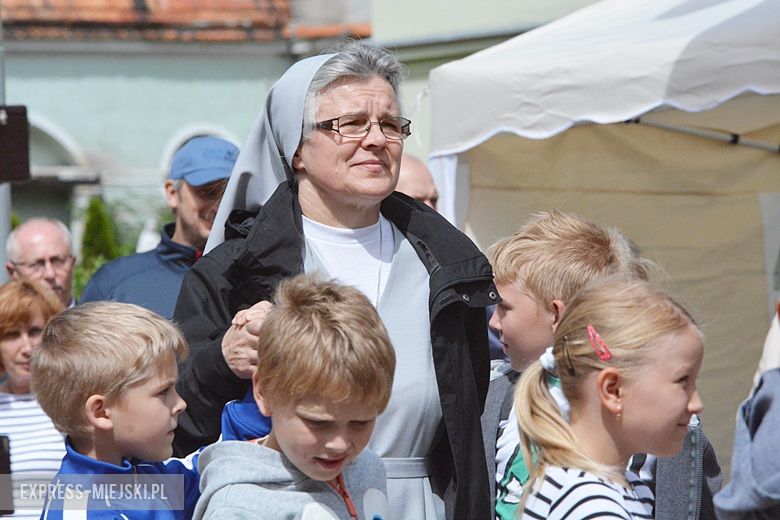 Oficjalne otwarcie nowego boiska w Oratorium św. Jana Bosko w Środzie Śląskiej