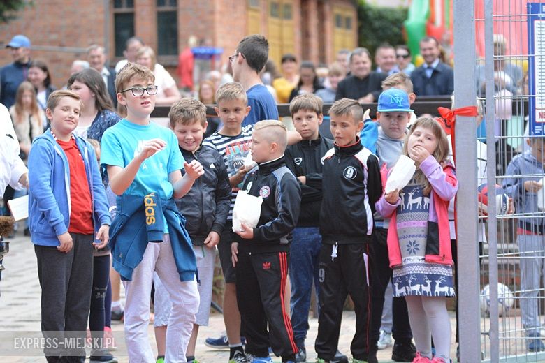 Oficjalne otwarcie nowego boiska w Oratorium św. Jana Bosko w Środzie Śląskiej