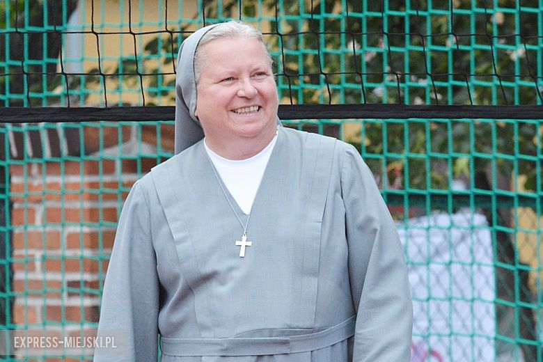 Oficjalne otwarcie nowego boiska w Oratorium św. Jana Bosko w Środzie Śląskiej