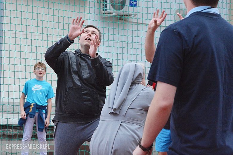 Oficjalne otwarcie nowego boiska w Oratorium św. Jana Bosko w Środzie Śląskiej