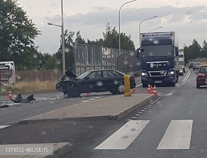 Zderzenie na skrzyżowaniu na DK 94