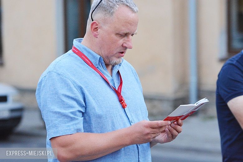 Demonstracja pod sądem w Środzie Śląskiej