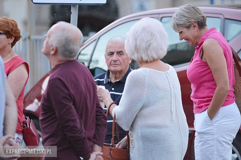 Demonstracja pod sądem w Środzie Śląskiej