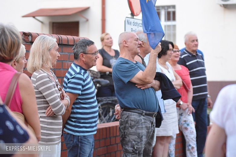 Demonstracja pod sądem w Środzie Śląskiej