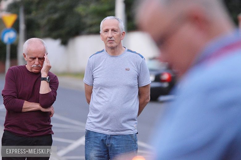 Demonstracja pod sądem w Środzie Śląskiej