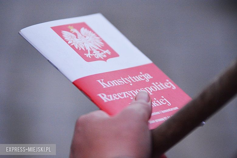 Demonstracja pod sądem w Środzie Śląskiej