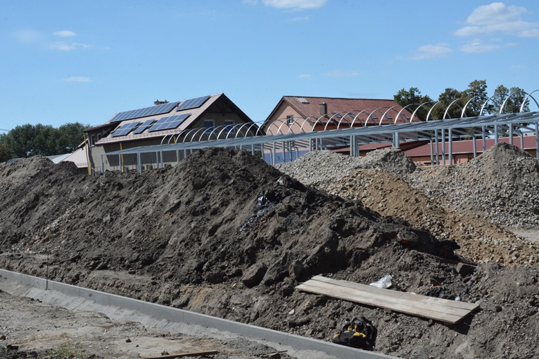 Przebudowa targowiska miejskiego