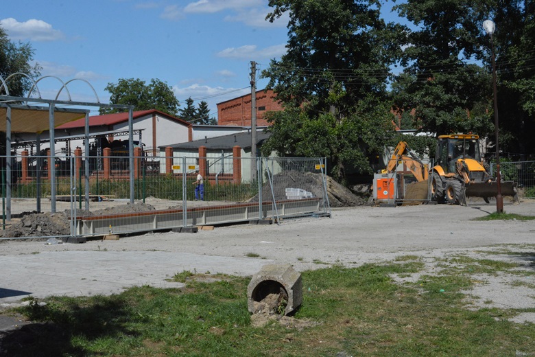 Przebudowa targowiska miejskiego