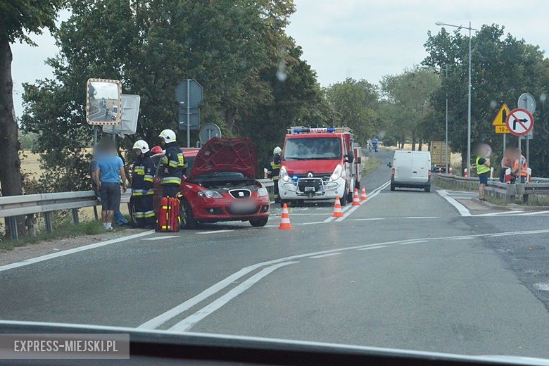 Kolizja na zjeździe z A4 w Kostomłotach