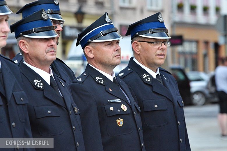 Przekazanie sprzętu dla strażaków OSP