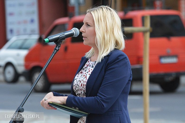 Przekazanie sprzętu dla strażaków OSP