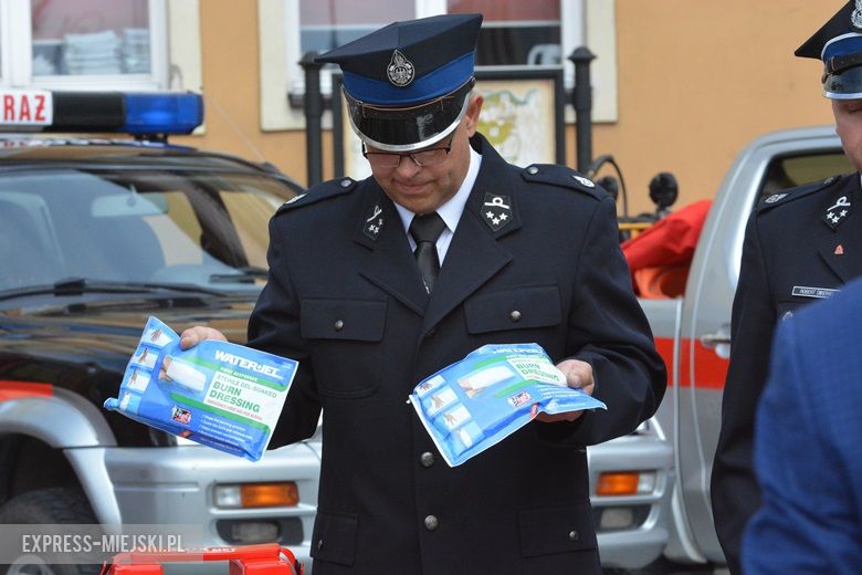 Przekazanie sprzętu dla strażaków OSP