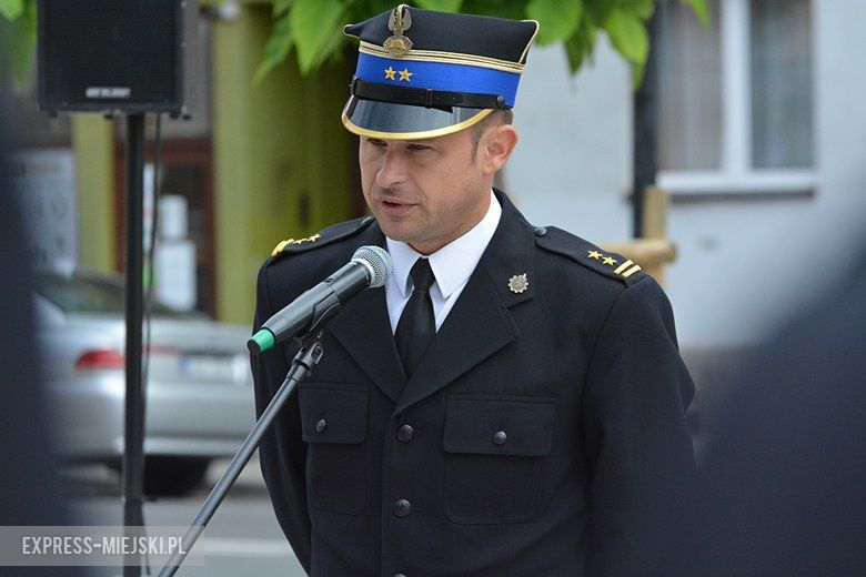 Przekazanie sprzętu dla strażaków OSP