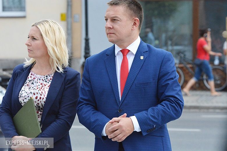 Przekazanie sprzętu dla strażaków OSP