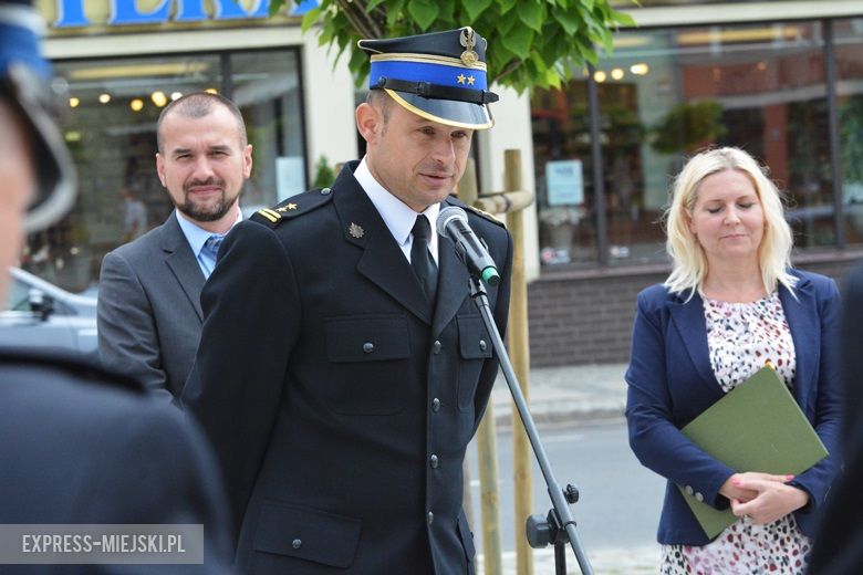 Przekazanie sprzętu dla strażaków OSP