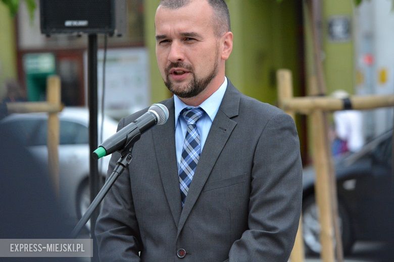 Przekazanie sprzętu dla strażaków OSP