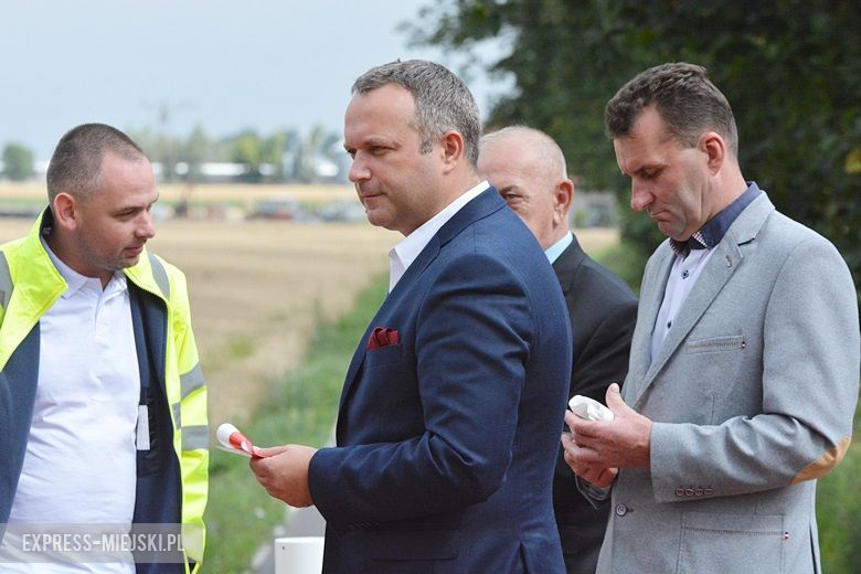 Oficjalne otwarcie nowych ścieżek rowerowych - Kostomłoty