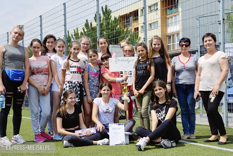 Wspólna zabawa dzieci w Środzie Śląskiej