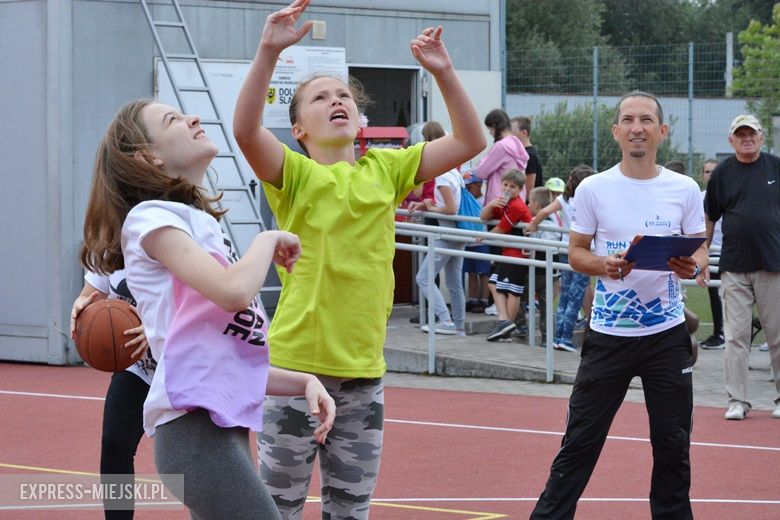 Wspólna zabawa dzieci w Środzie Śląskiej