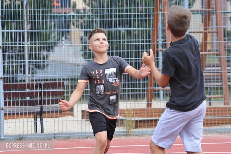 Wspólna zabawa dzieci w Środzie Śląskiej