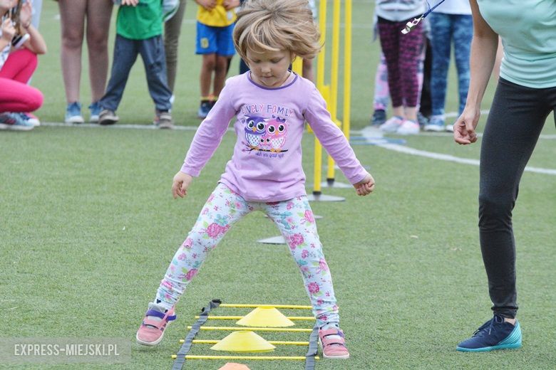 Wspólna zabawa dzieci w Środzie Śląskiej