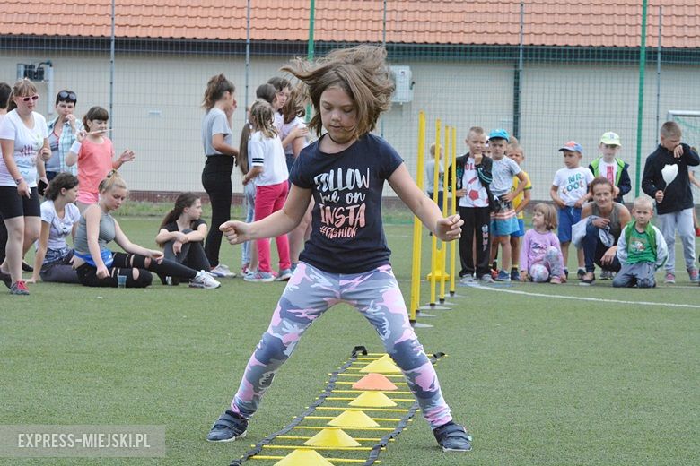 Wspólna zabawa dzieci w Środzie Śląskiej