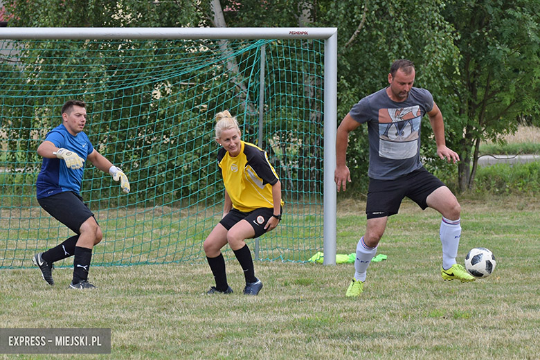 Festyn charytatywny dla Andżeliki w Chmielowie