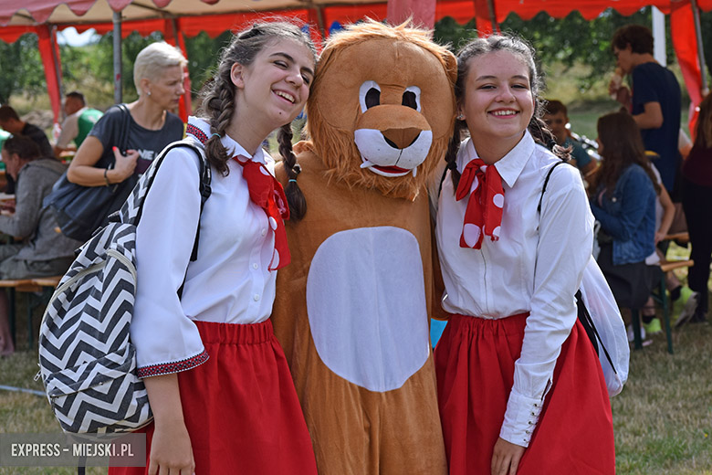 Festyn charytatywny dla Andżeliki w Chmielowie