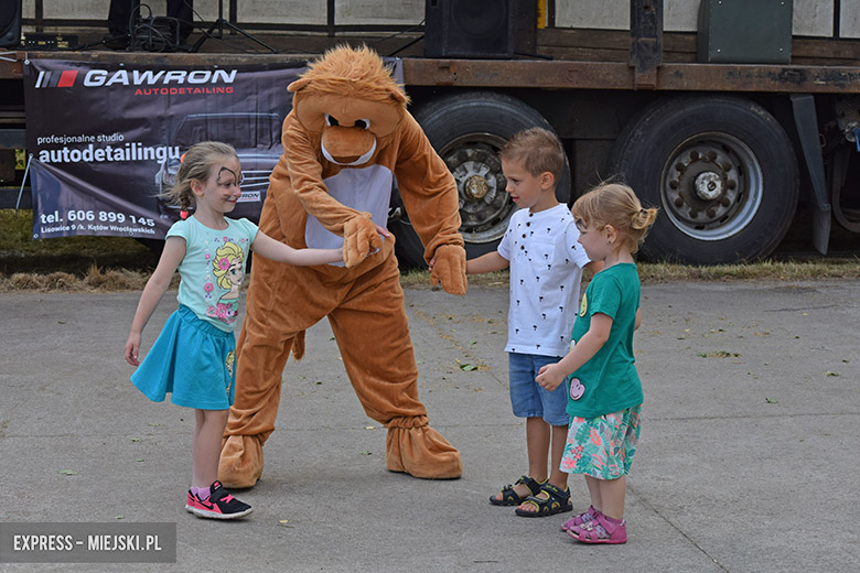 Festyn charytatywny dla Andżeliki w Chmielowie