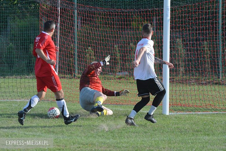 Memoriał w Komornikach