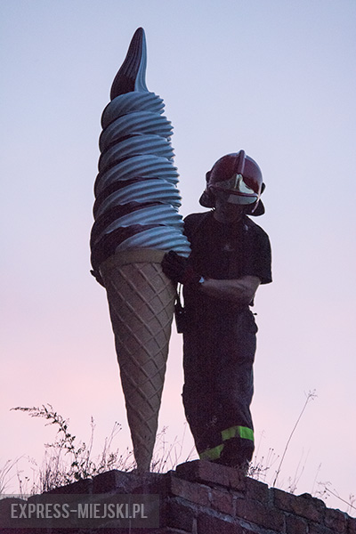 "Lodowy rożek" na murach miejskich
