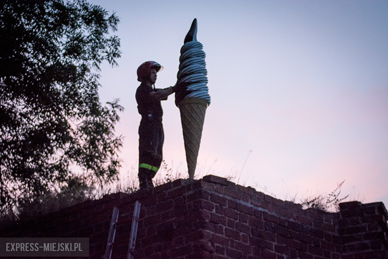 "Lodowy rożek" na murach miejskich