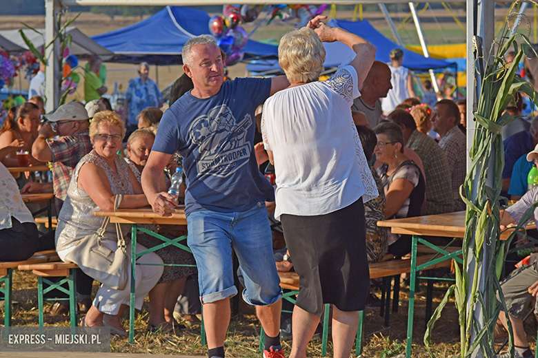 Dożynki gminy Malczyce w tym roku odbył się na klimatycznym terenie w Chomiąży