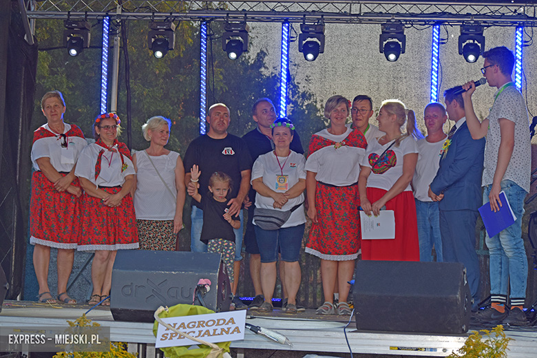 Dożynki gminy Malczyce w tym roku odbył się na klimatycznym terenie w Chomiąży