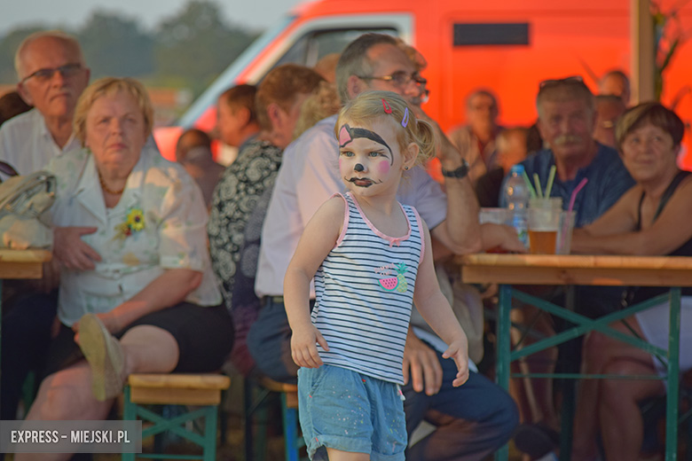 Dożynki gminy Malczyce w tym roku odbył się na klimatycznym terenie w Chomiąży
