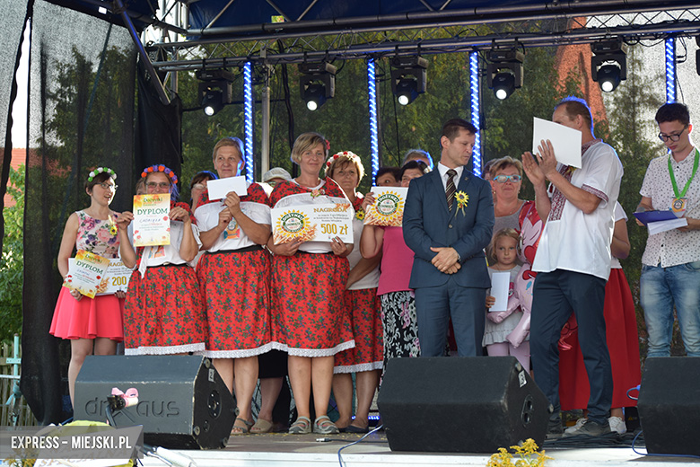 Dożynki gminy Malczyce w tym roku odbył się na klimatycznym terenie w Chomiąży